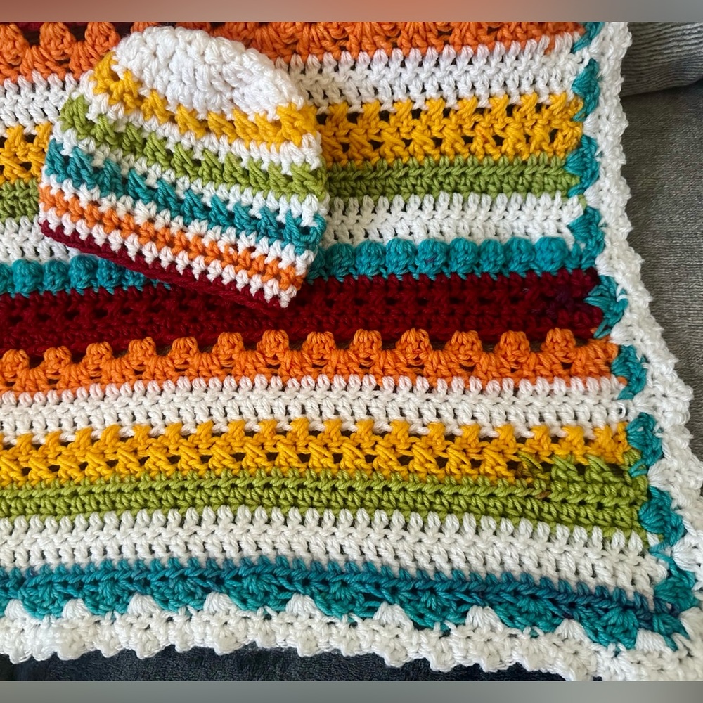 Baby blanket and hat set